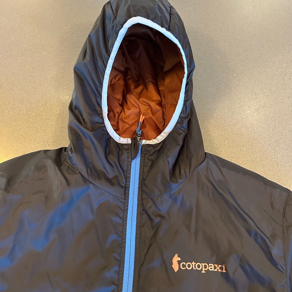 Cotopaxi Black and Blue Women's Jacket - Picture 2 of 5